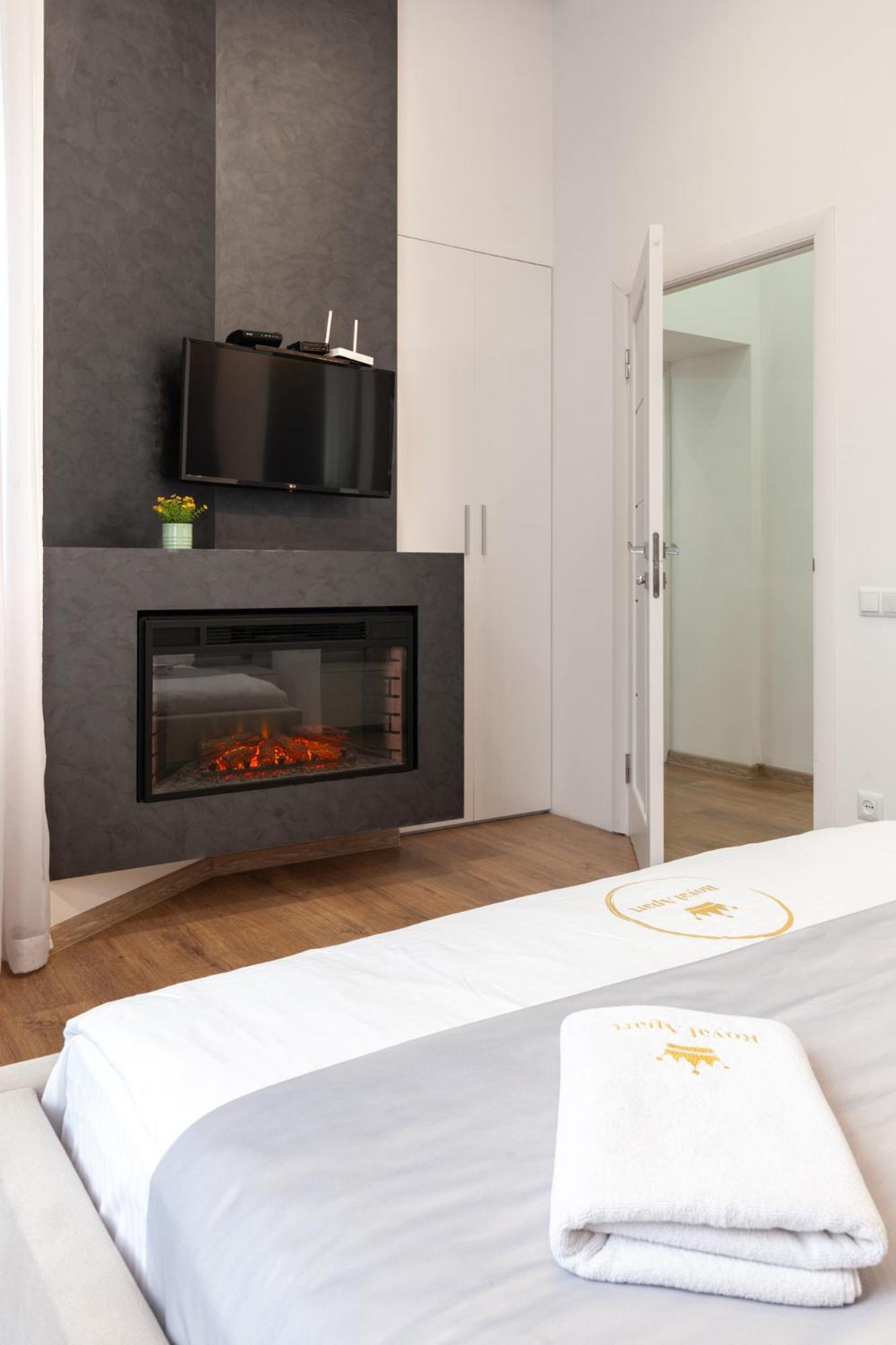 Royal Apartment On Franka 28 Λβιβ Εξωτερικό φωτογραφία