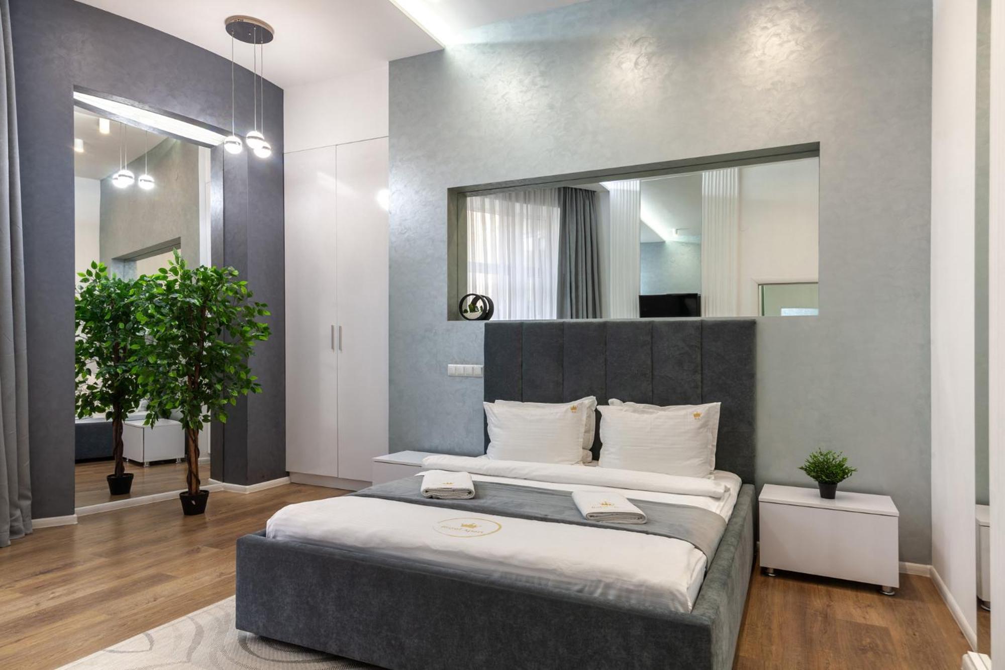 Royal Apartment On Franka 28 Λβιβ Εξωτερικό φωτογραφία